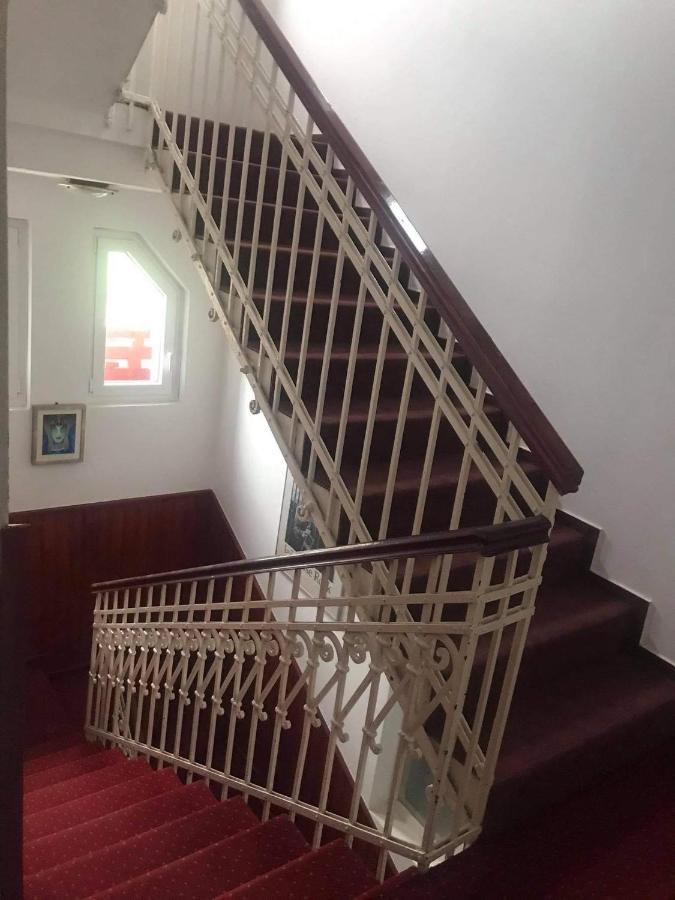 Y Hostel Балатонлелле Экстерьер фото